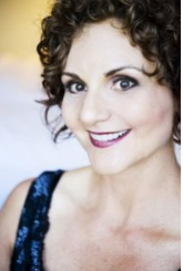 Dr Deb Kern